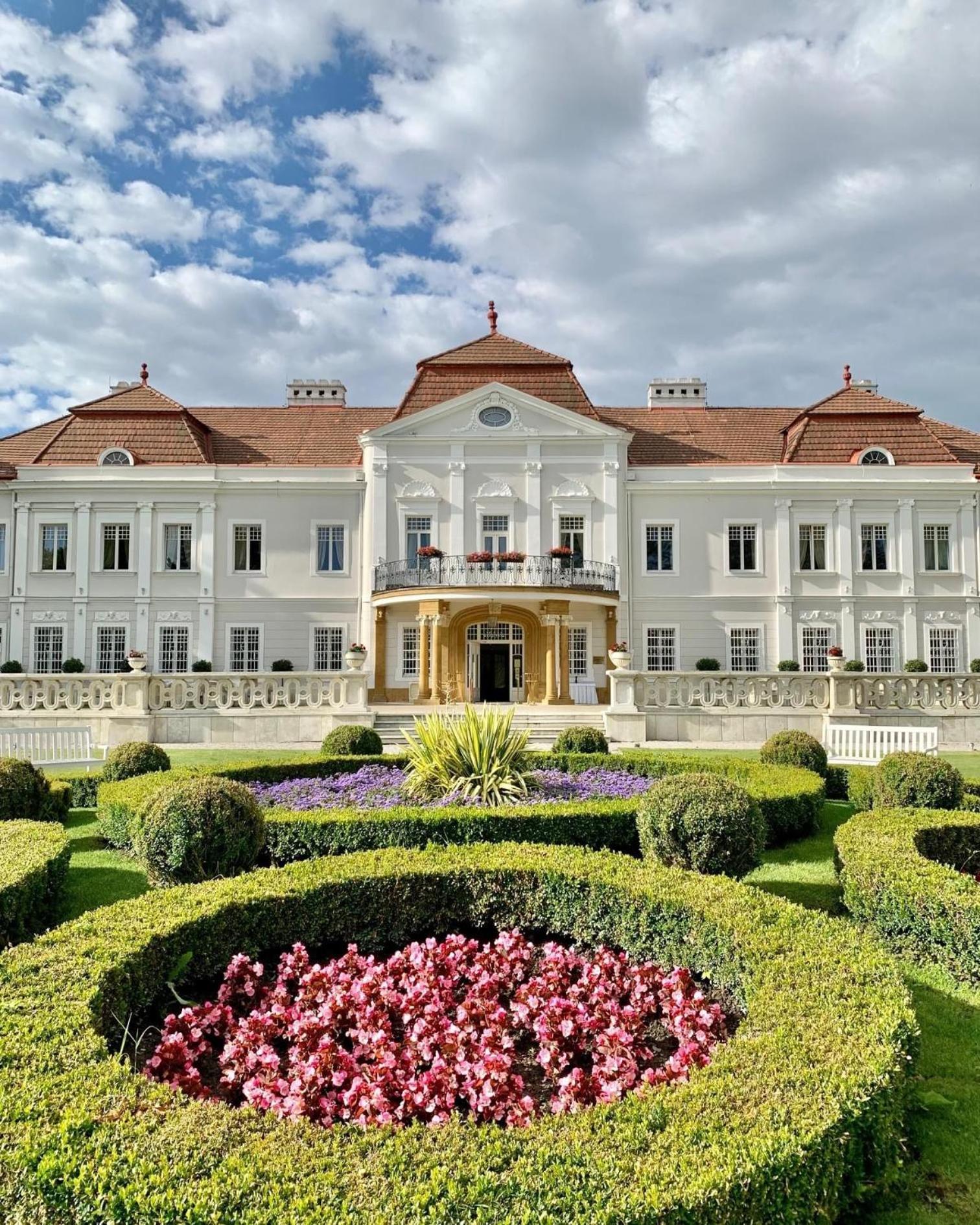 Art Hotel Kastiel Tomášov 외부 사진