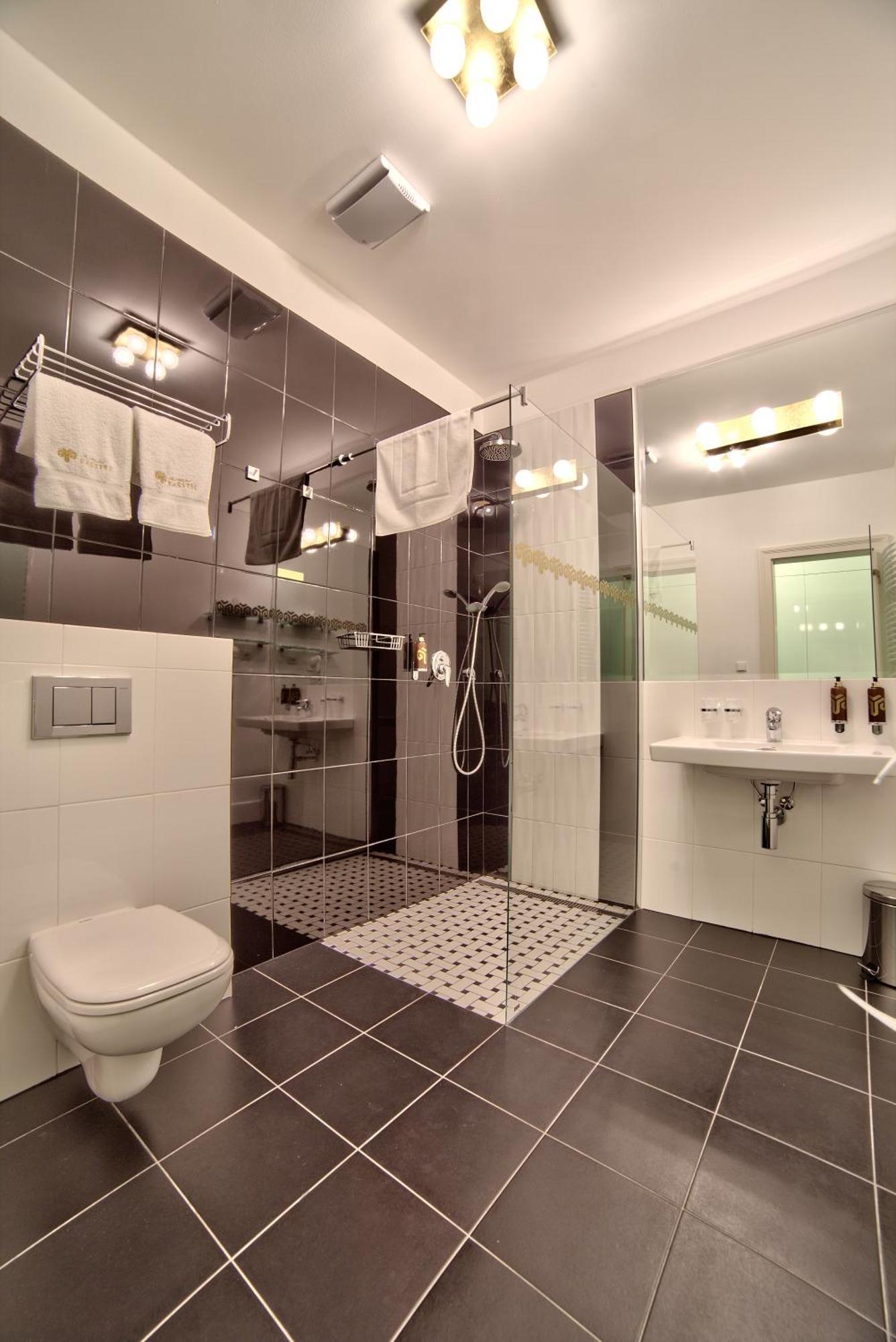 Art Hotel Kastiel Tomášov 외부 사진
