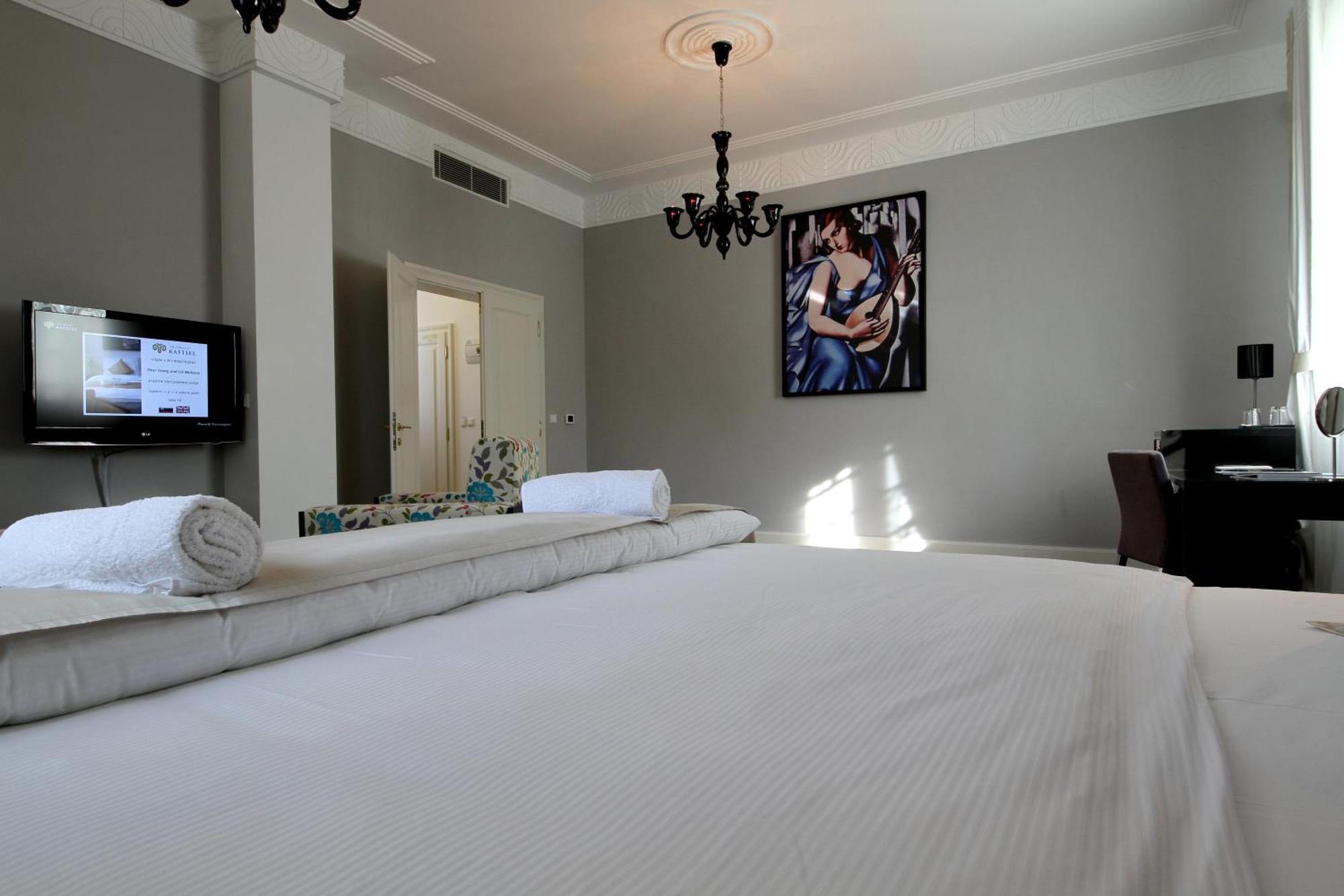 Art Hotel Kastiel Tomášov 객실 사진