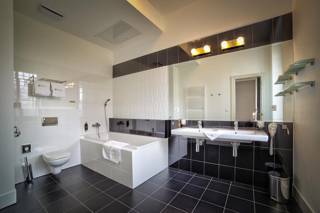 Art Hotel Kastiel Tomášov 객실 사진