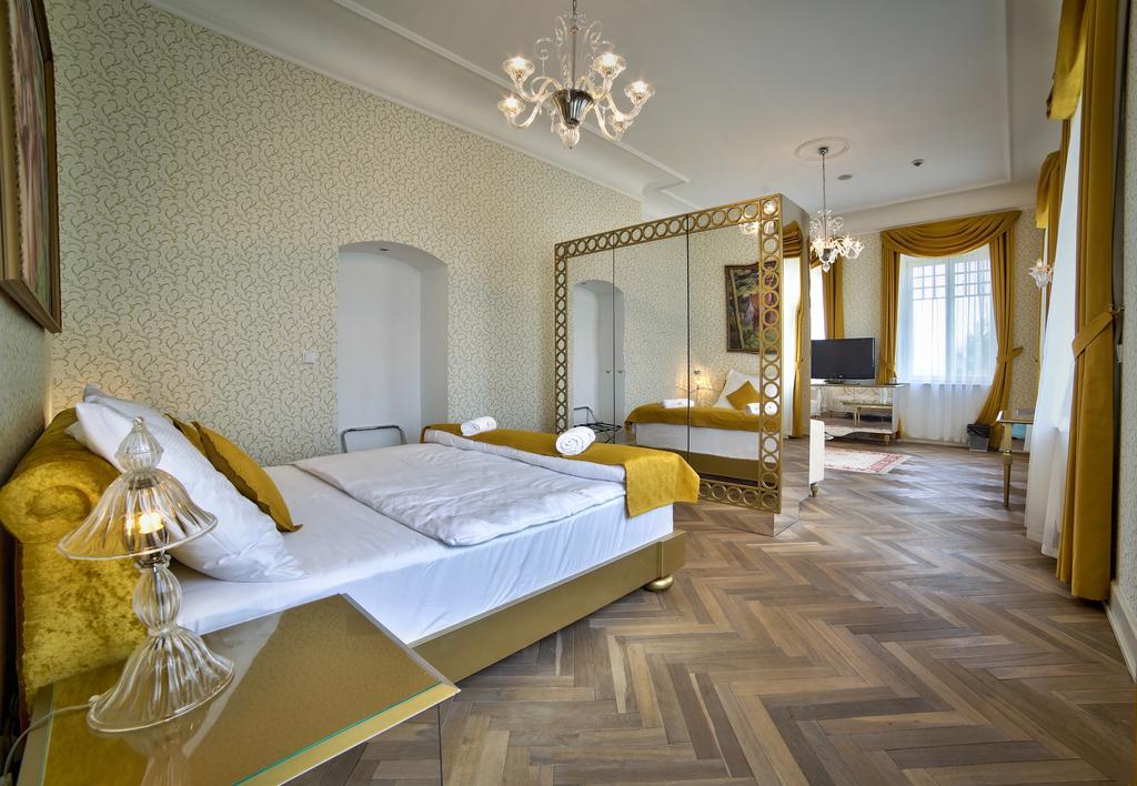 Art Hotel Kastiel Tomášov 외부 사진