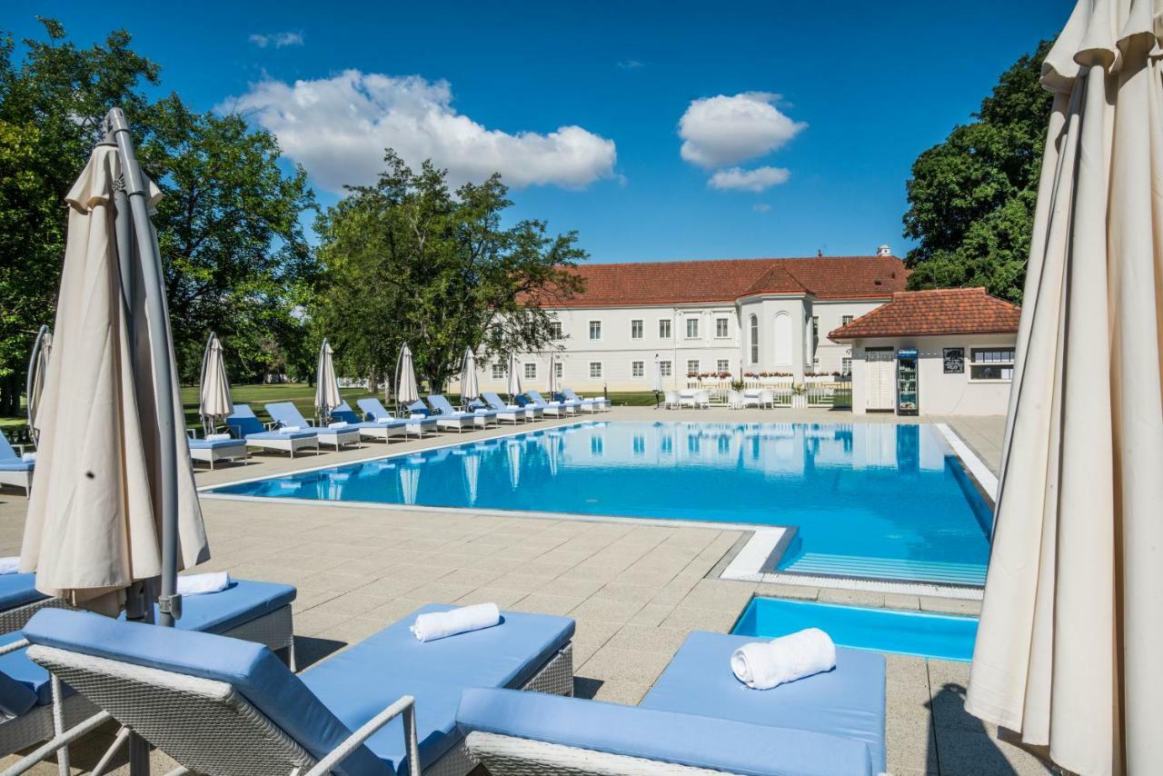 Art Hotel Kastiel Tomášov 외부 사진
